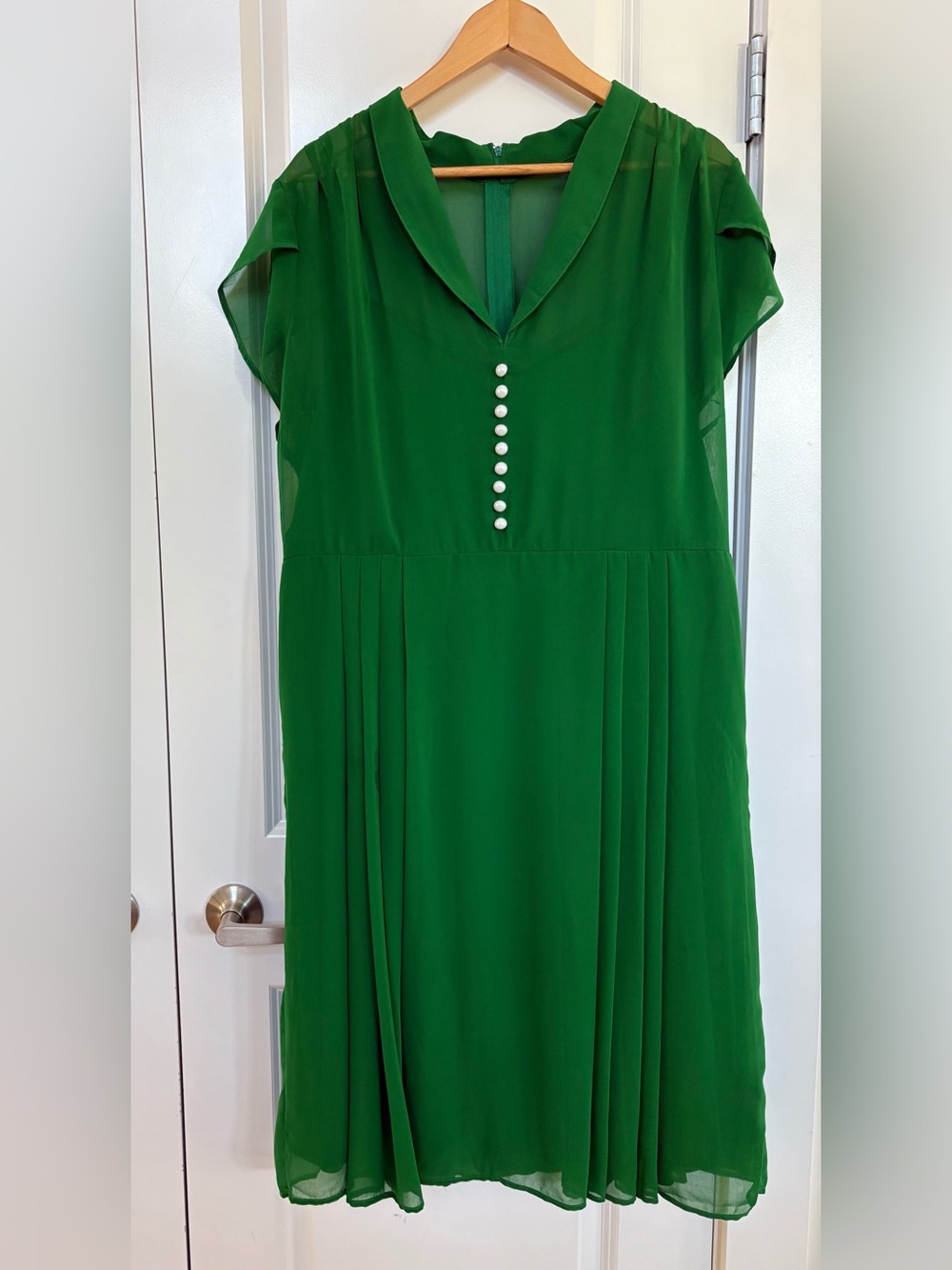 Hell Bunny Green V-Neck Dress with Pearl Buttons, Collar and Short Sleeves